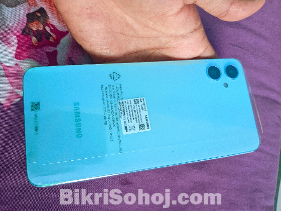 Samsung galaxy M05